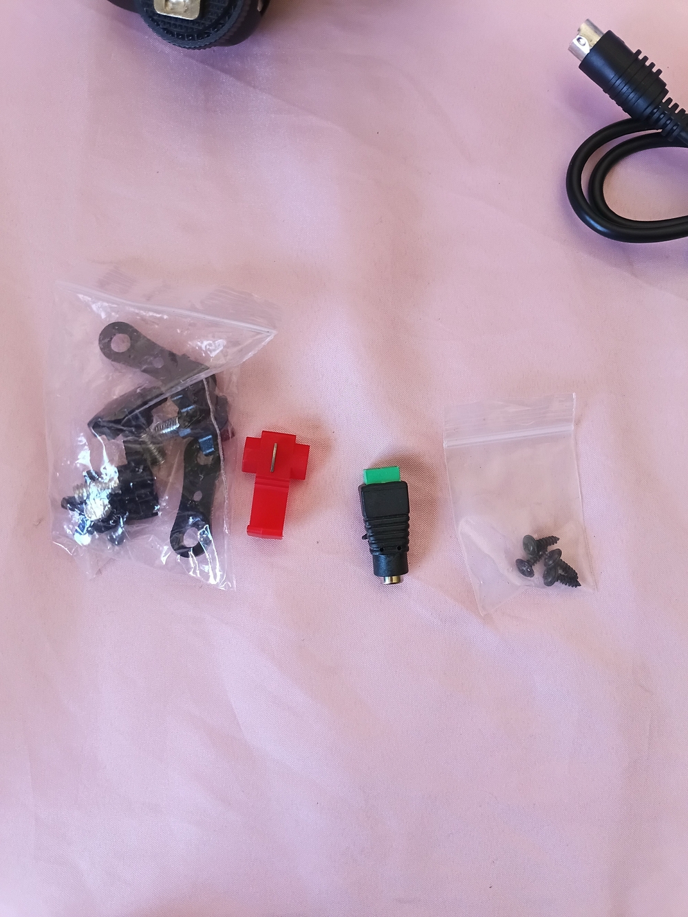 LeeKooLuu G2 Vehicle Rear View Monitor System Kit - Picture 9 of 13